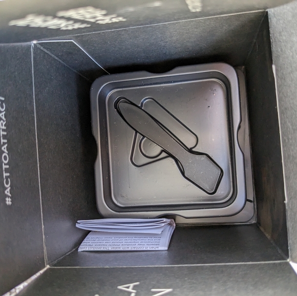 Dr. Brandt Magnetight Mask - Picture 3 of 5